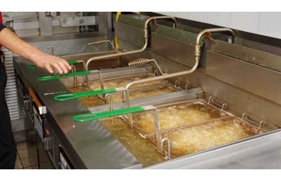 Best Commercial Deep Fryers - Your Buying Guide