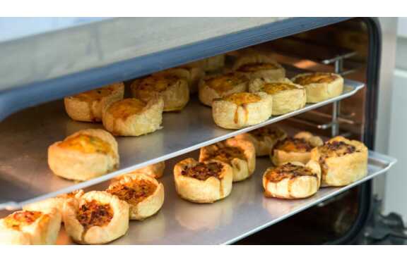 What is a Wall Oven: How to Choose the Perfect One