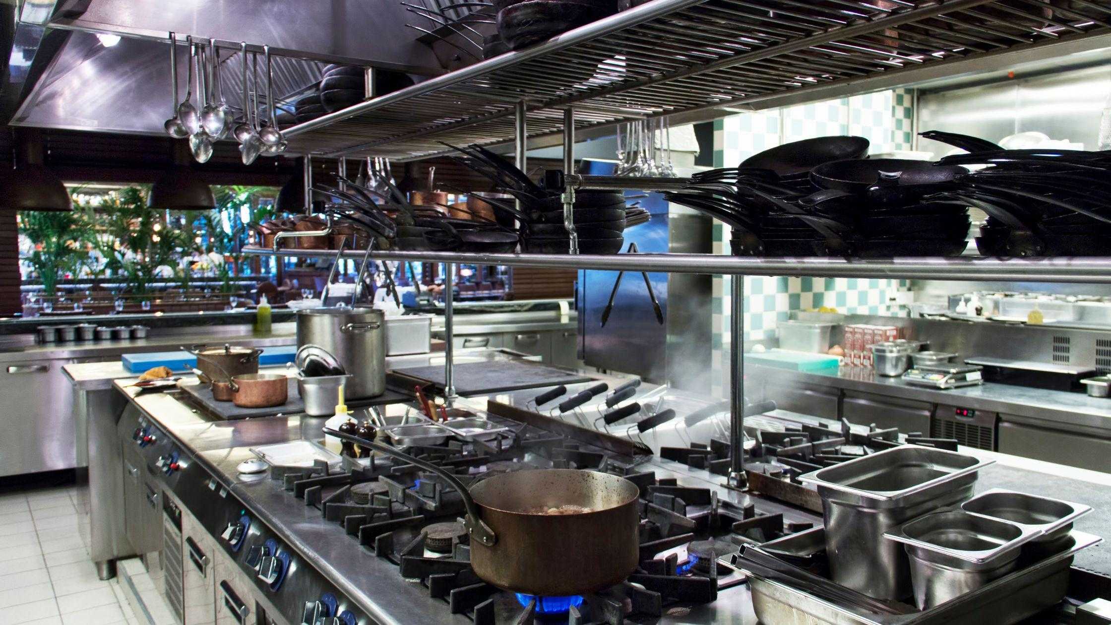 commercial-kitchen-restaurant-equipment-lifespan