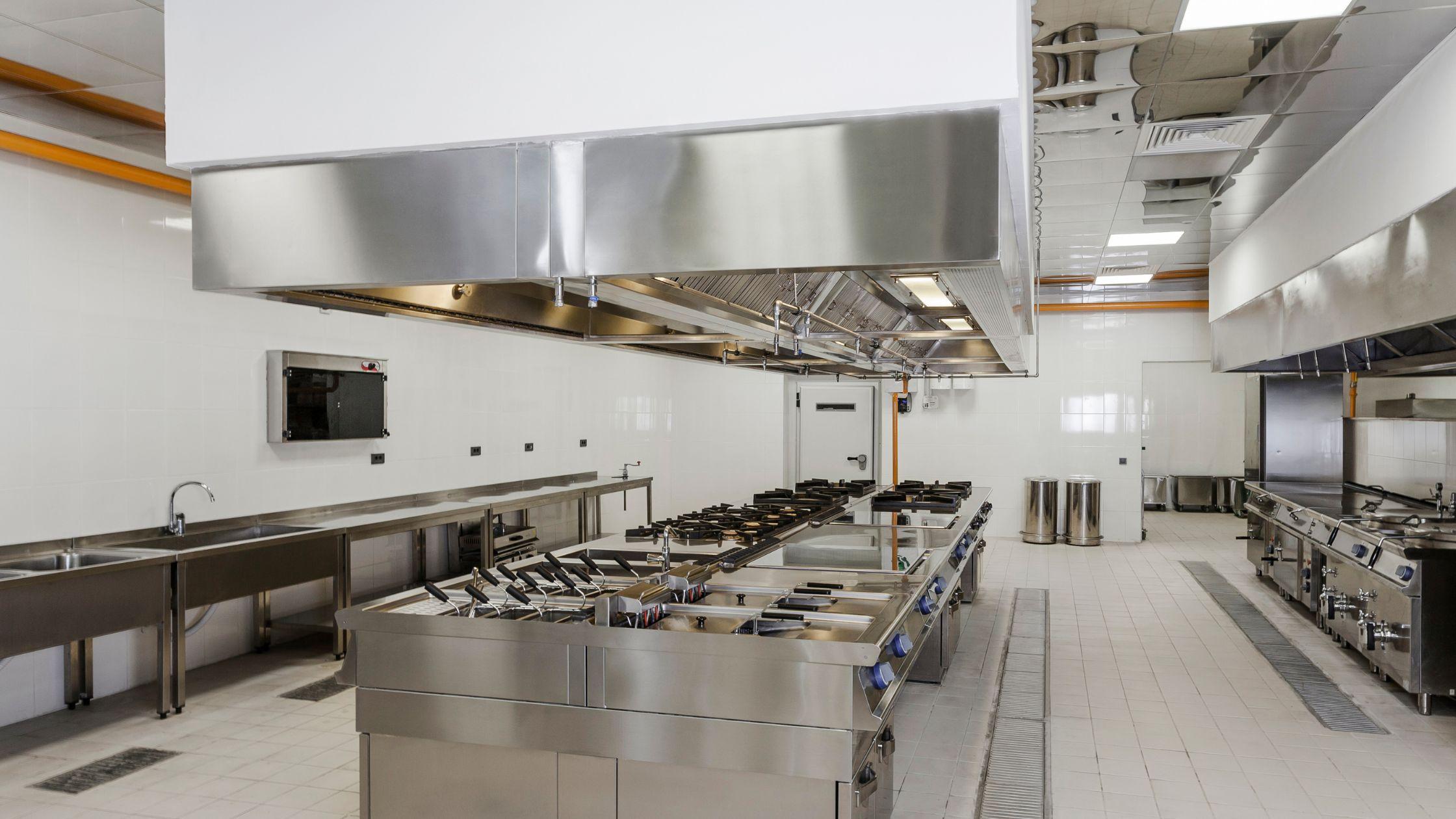 what is a commercial kitchen
