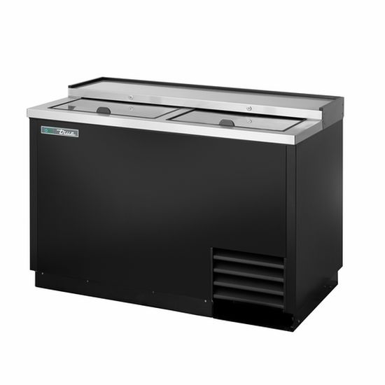 True TD-50-18-HC 50" Solid Slide Lid Deep Well Horizontal Bottle Cooler