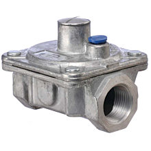Prepline PGR48-3-4-NG 3/4" Natural Gas Pressure Regulator - 250,000 BTU Capacity