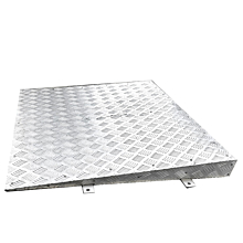 Coldline Anti-Slip Ramp for Walk-in Box, 4.75" Height