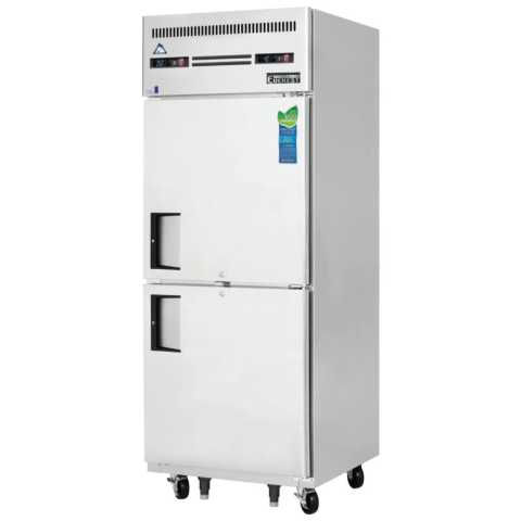 Everest ESRFH2 29" One Section Solid Swing Door Top Mounted Upright Reach-In Dual Temperature Refrigerator/Freezer Combo, 22 Cu. Ft.
