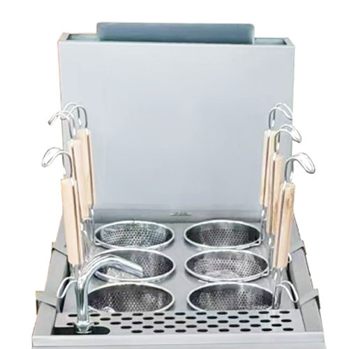 6 pasta baskets included